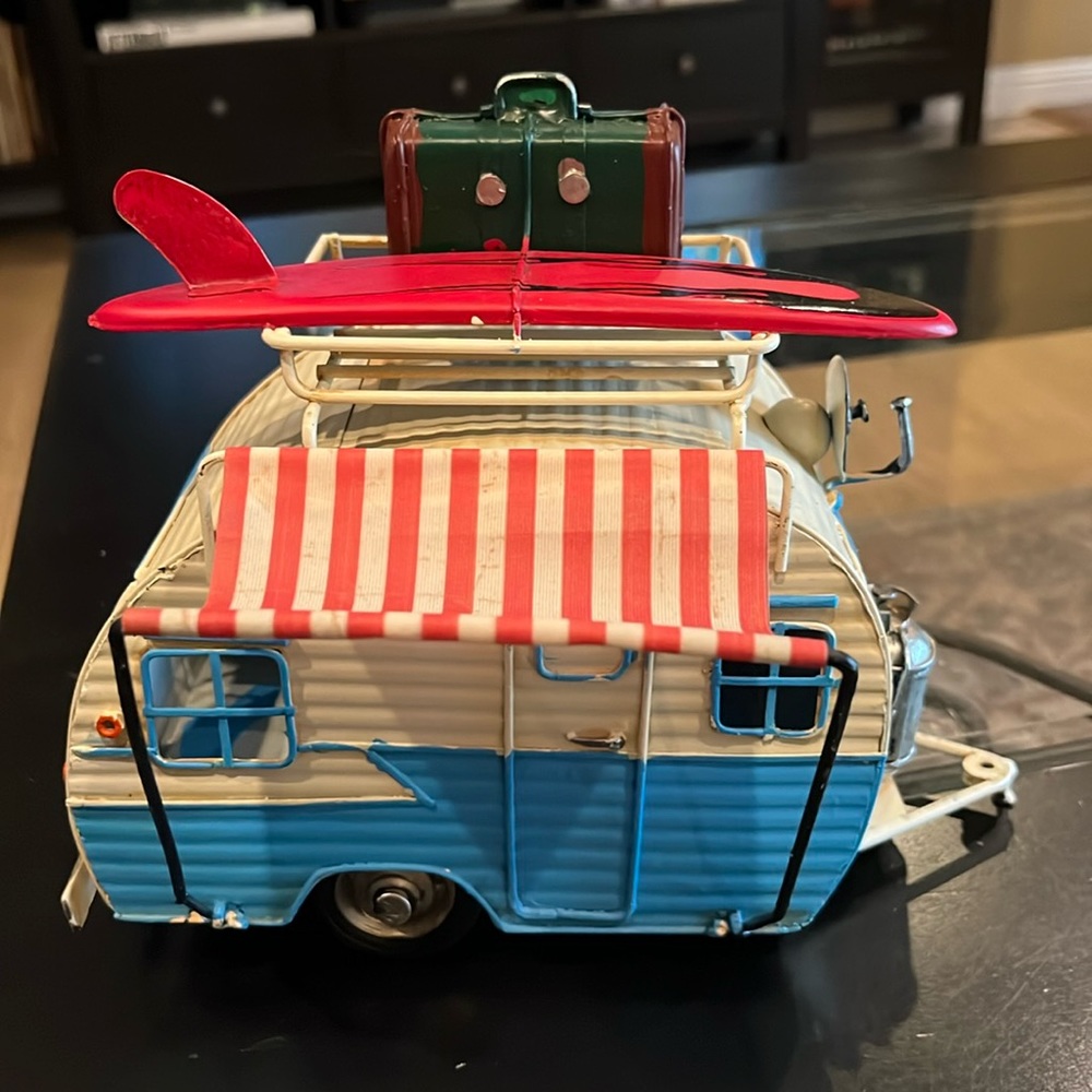 Metal decorative camper